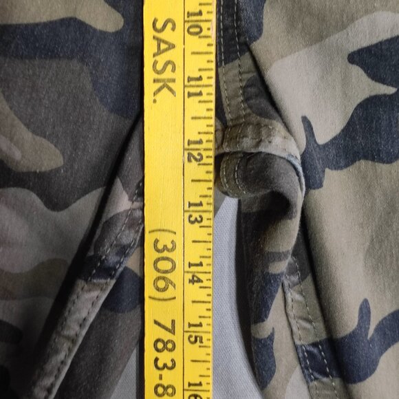 George capri pants women's size 16 camouflage pattern green and brown colour - Picture 12 of 13